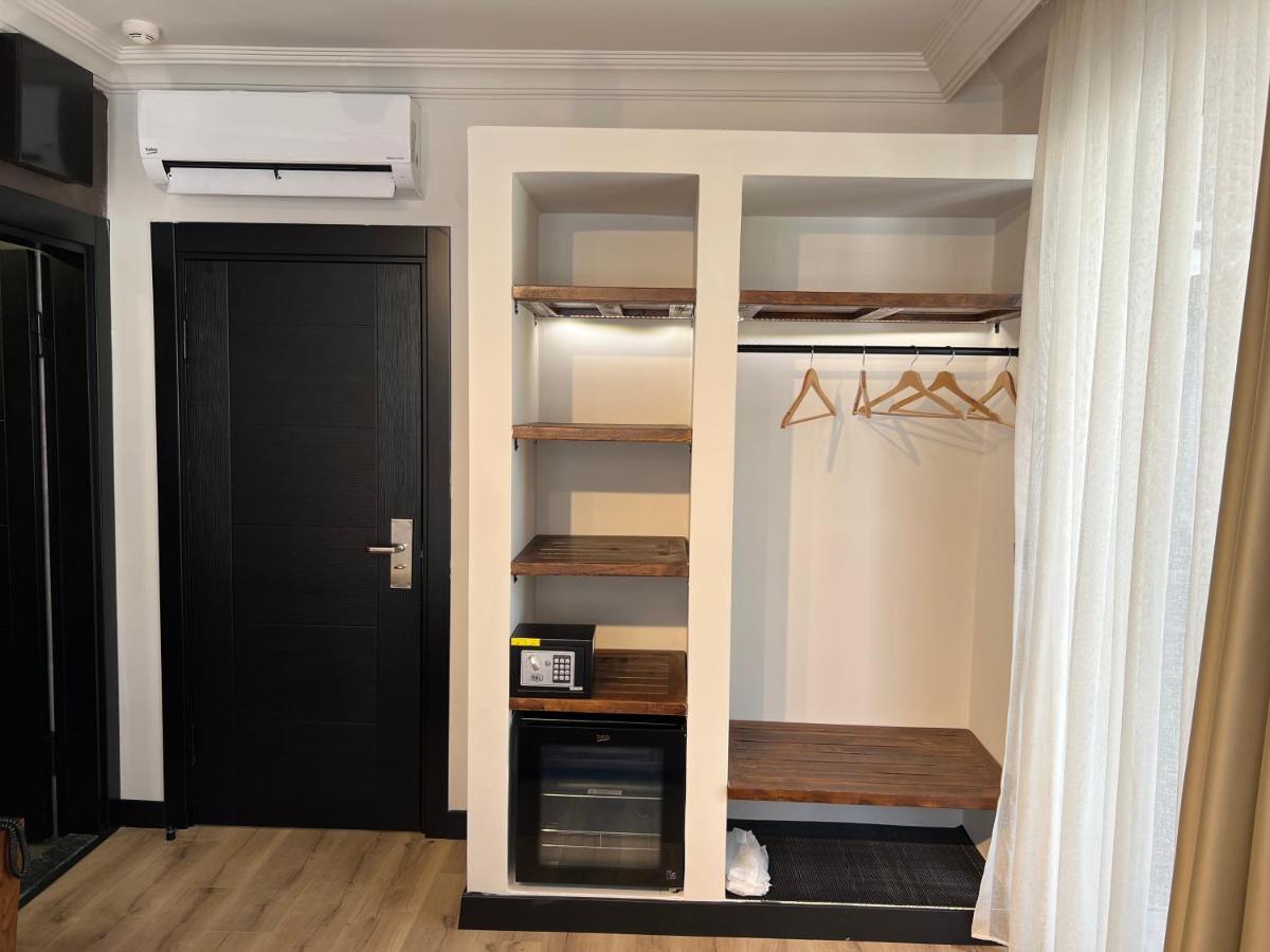 אלאניה Oji Hotel מראה חיצוני תמונה