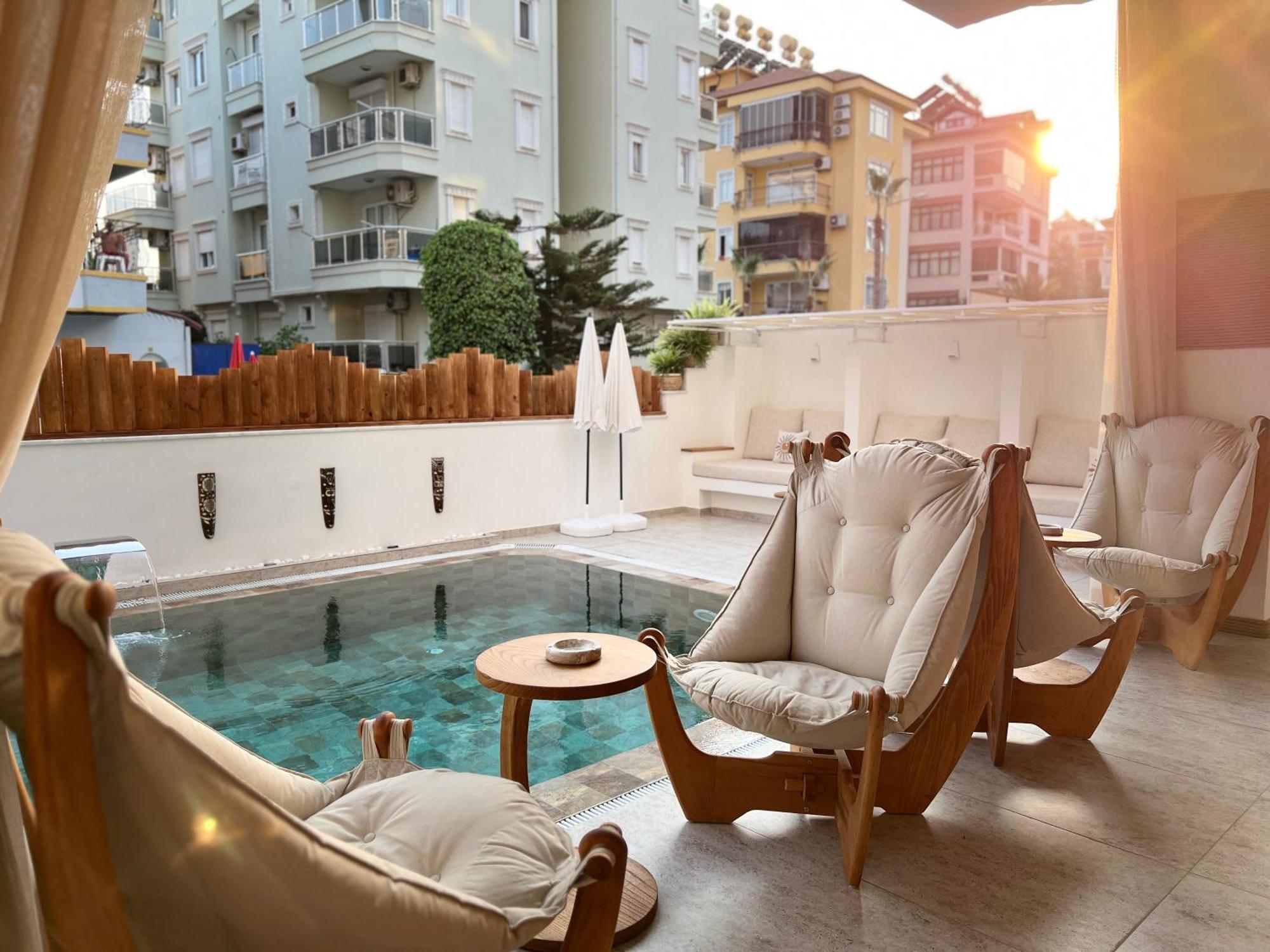 אלאניה Oji Hotel מראה חיצוני תמונה